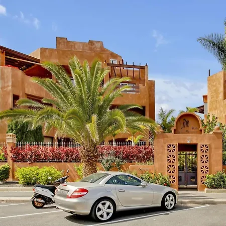 Apartament Exclusive Holidays, Elegant Complex, 2 Pools