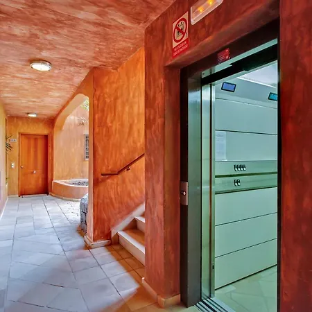 Apartament Exclusive Holidays, Elegant Complex, 2 Pools Palm-mar